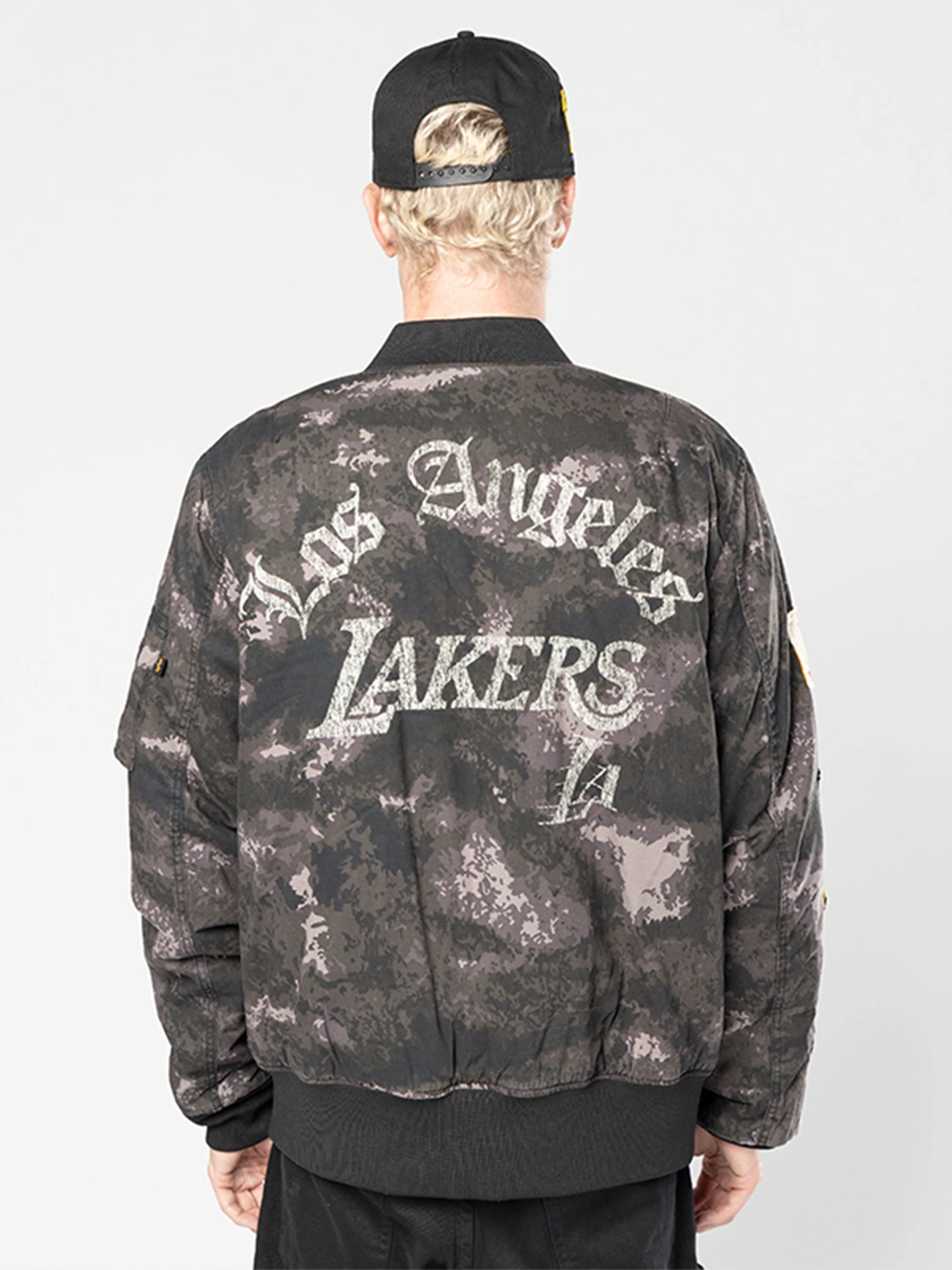 LOS ANGELES LAKERS X ALPHA X NEW ERA MA-1 BOMBER JACKET (BLACK CAMO) - Image 2