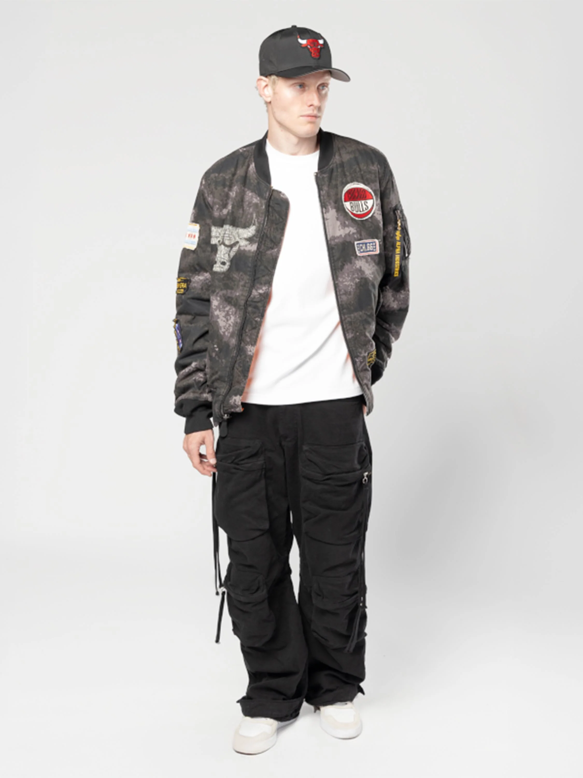 CHICAGO BULLS X ALPHA X NEW ERA MA-1 BOMBER JACKET (BLACK CAMO) - Image 11
