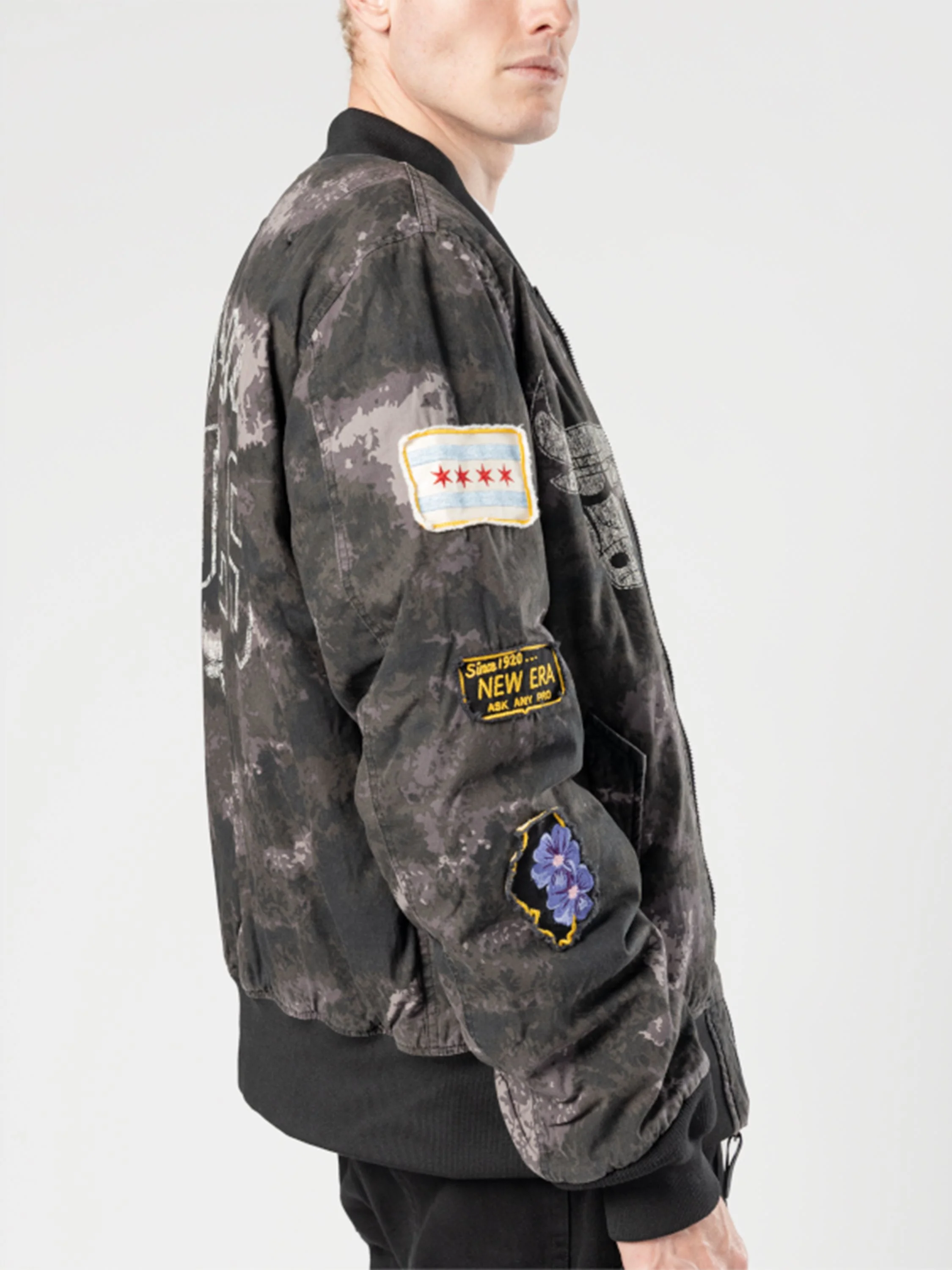 CHICAGO BULLS X ALPHA X NEW ERA MA-1 BOMBER JACKET (BLACK CAMO) - Image 9