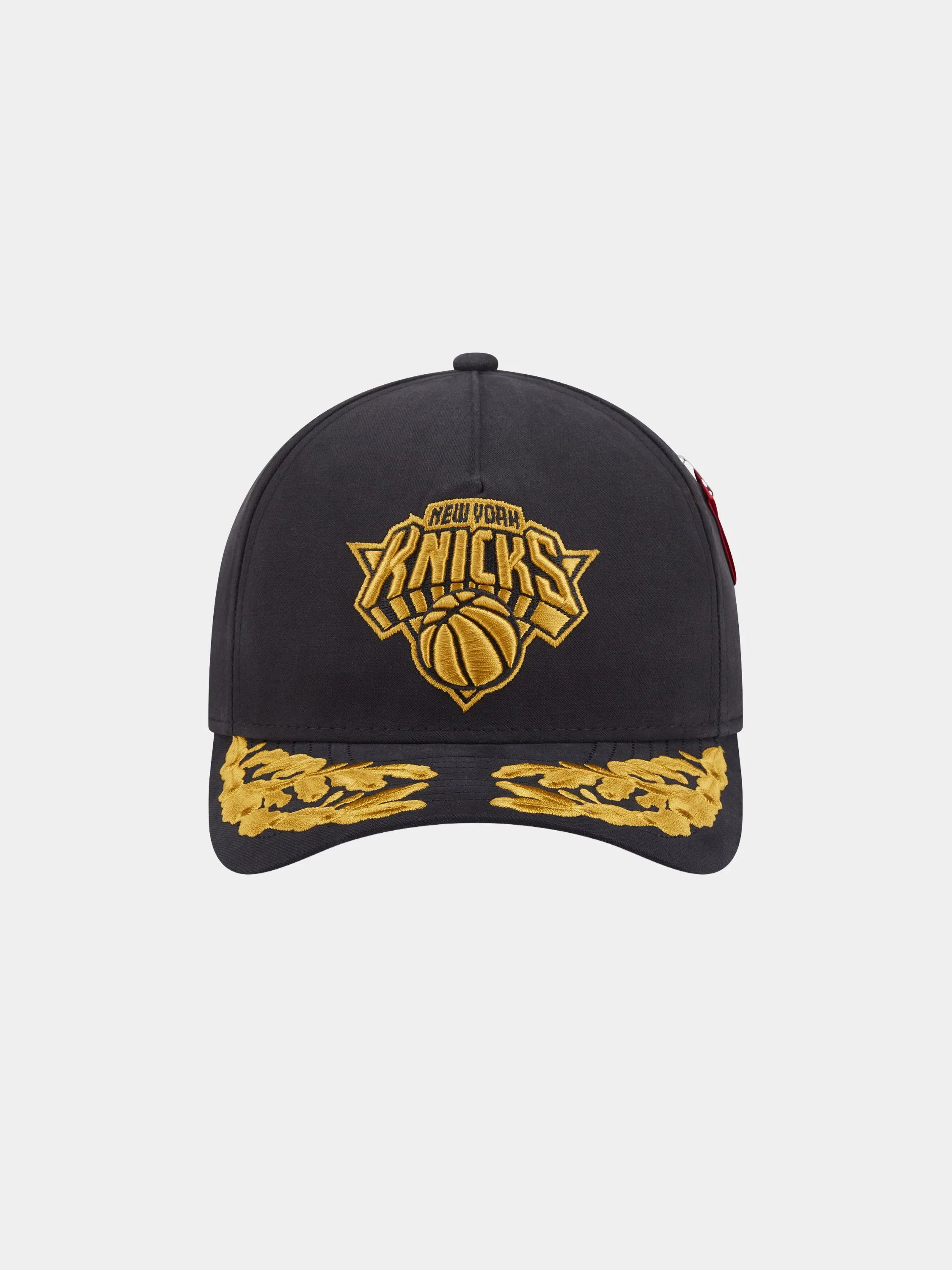NEW YORK KNICKS X ALPHA X NEW ERA 940 MC CAP - Image 3