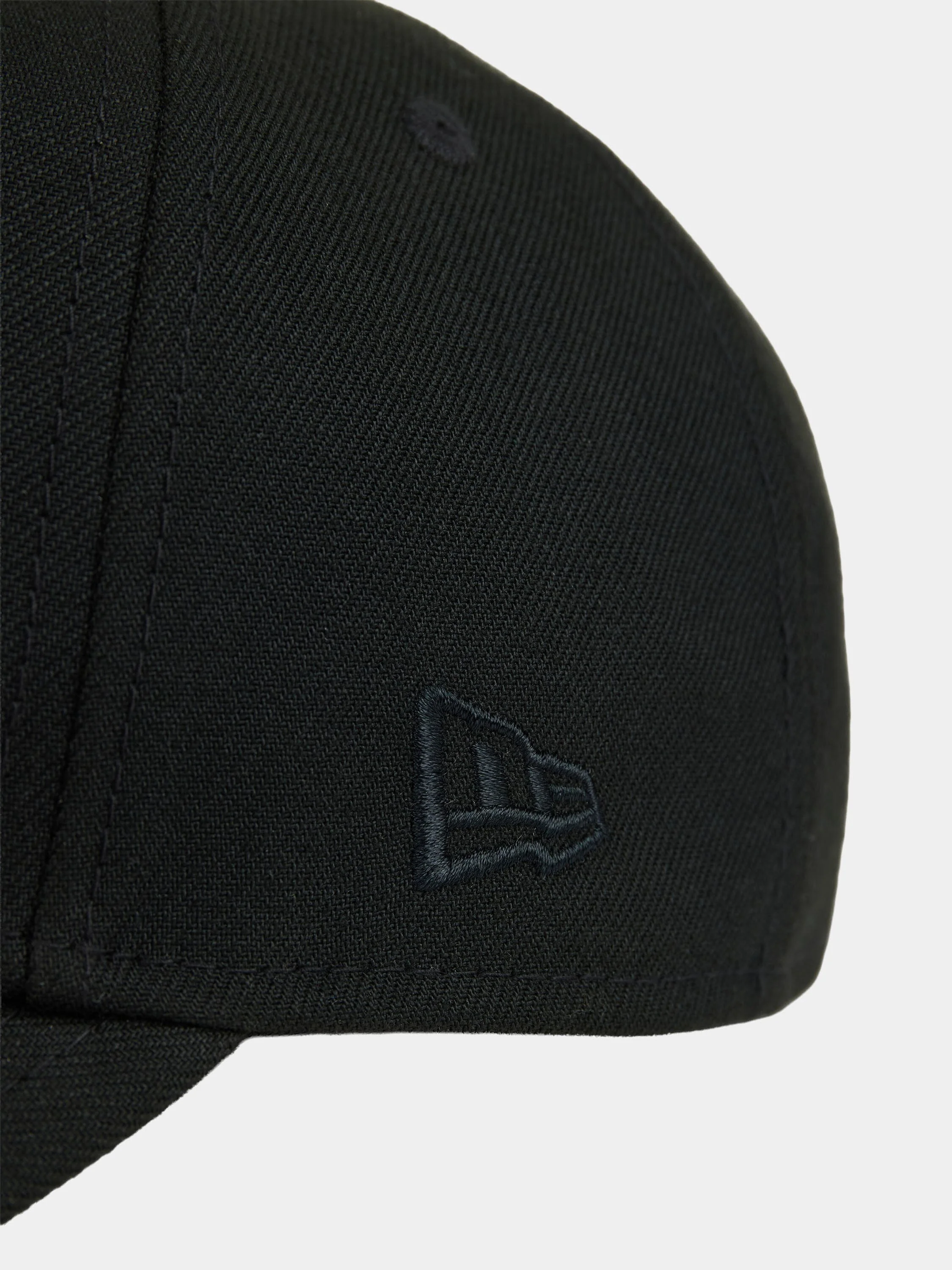 ALPHA INDUSTRIES X NEW ERA 9FORTY SCRIPT HAT - Image 7