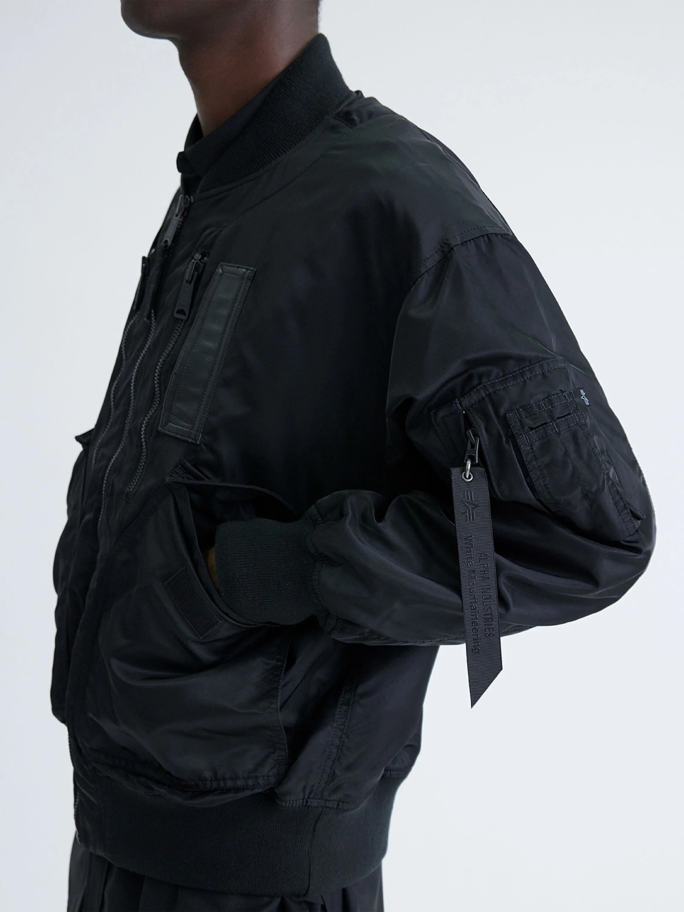 WHITE MOUNTAINEERING X ALPHA FLIGHT JACKET - Image 4