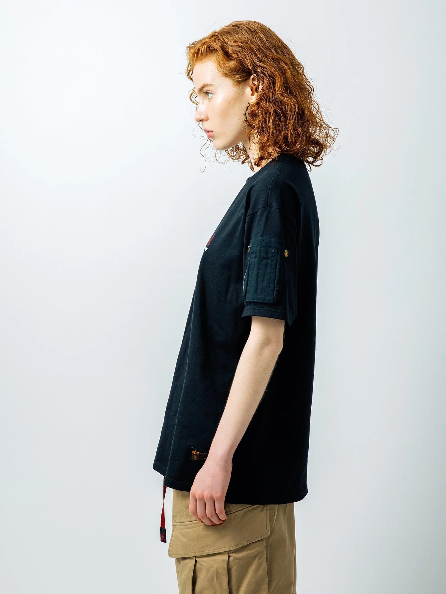 GRAMICCI X ALPHA COTTON CIGAR POCKET TEE - Image 5