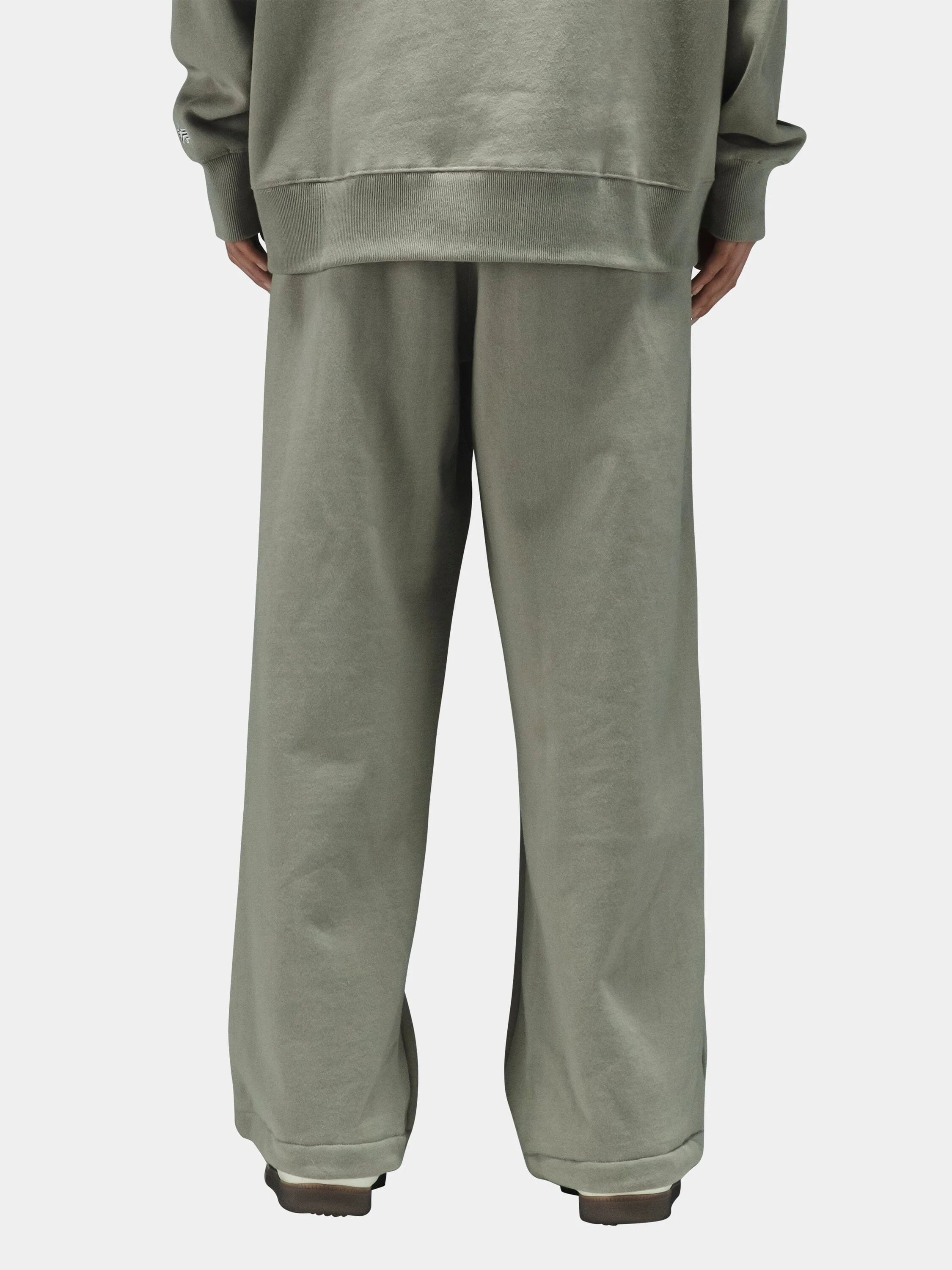 ESSENTIAL SWEATPANTS (SEASONAL) - Image 12