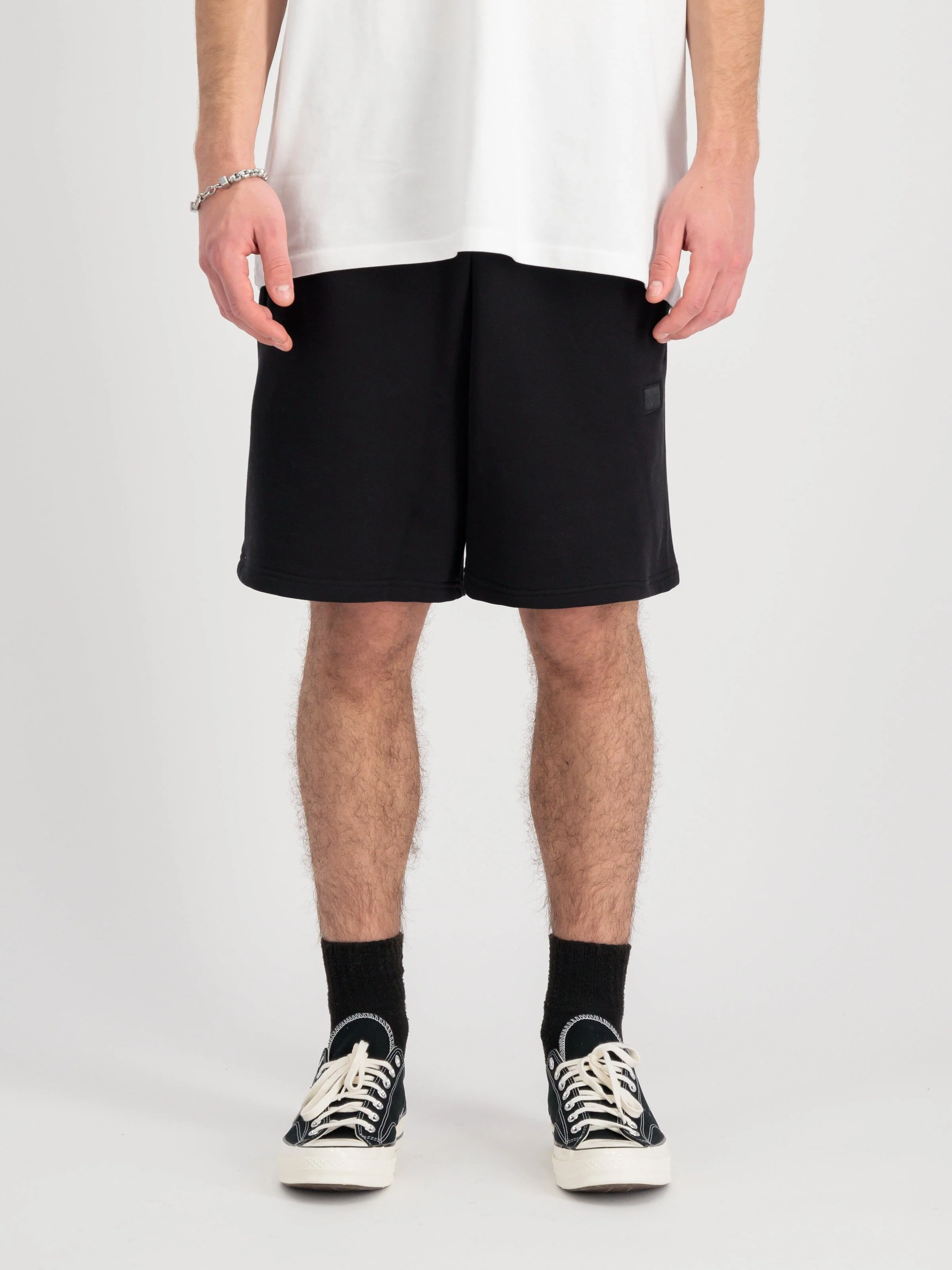 ALPHA ESSENTIAL RELAXED SHORT - Image 11