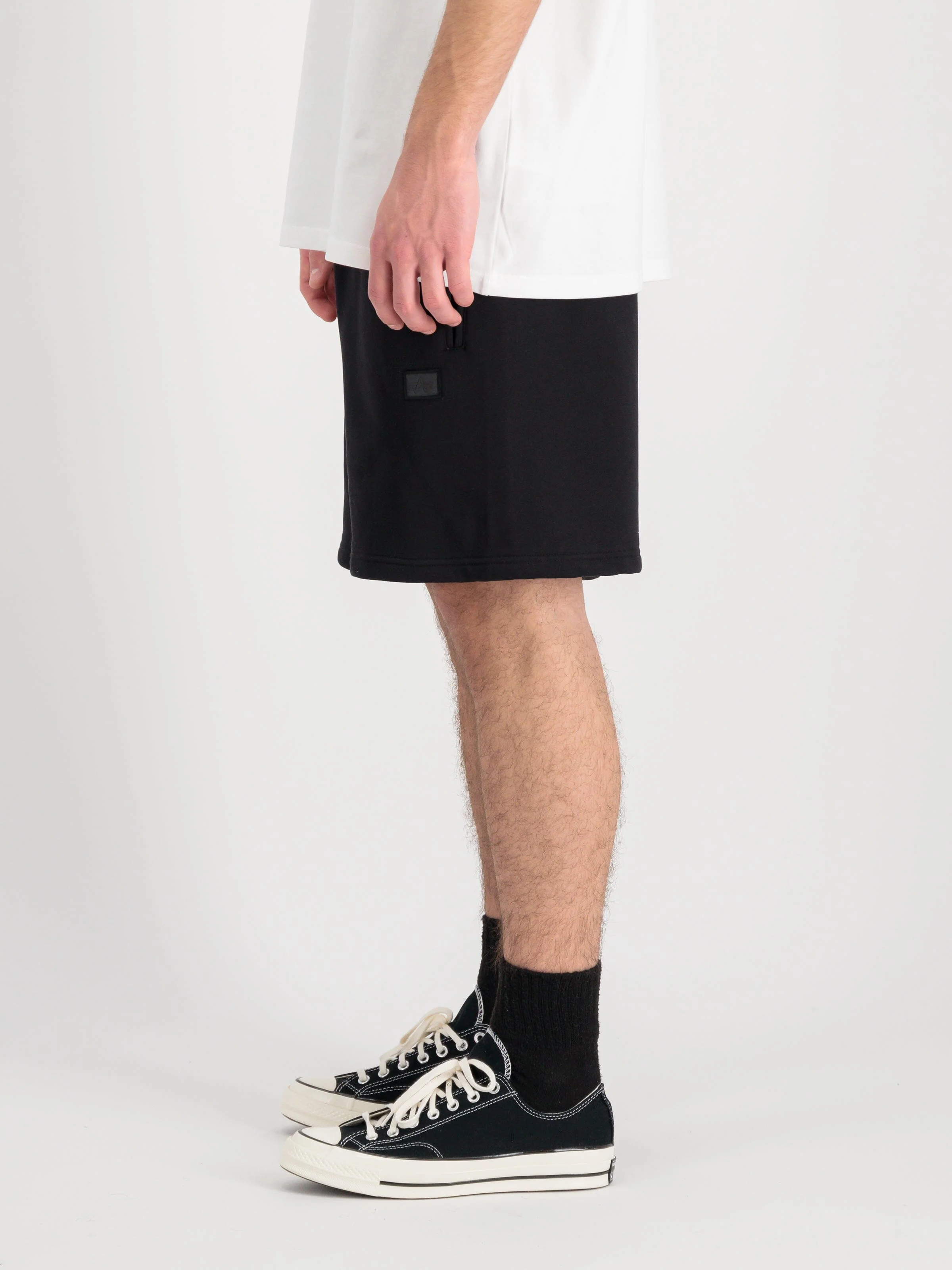 ALPHA ESSENTIAL RELAXED SHORT - Image 12