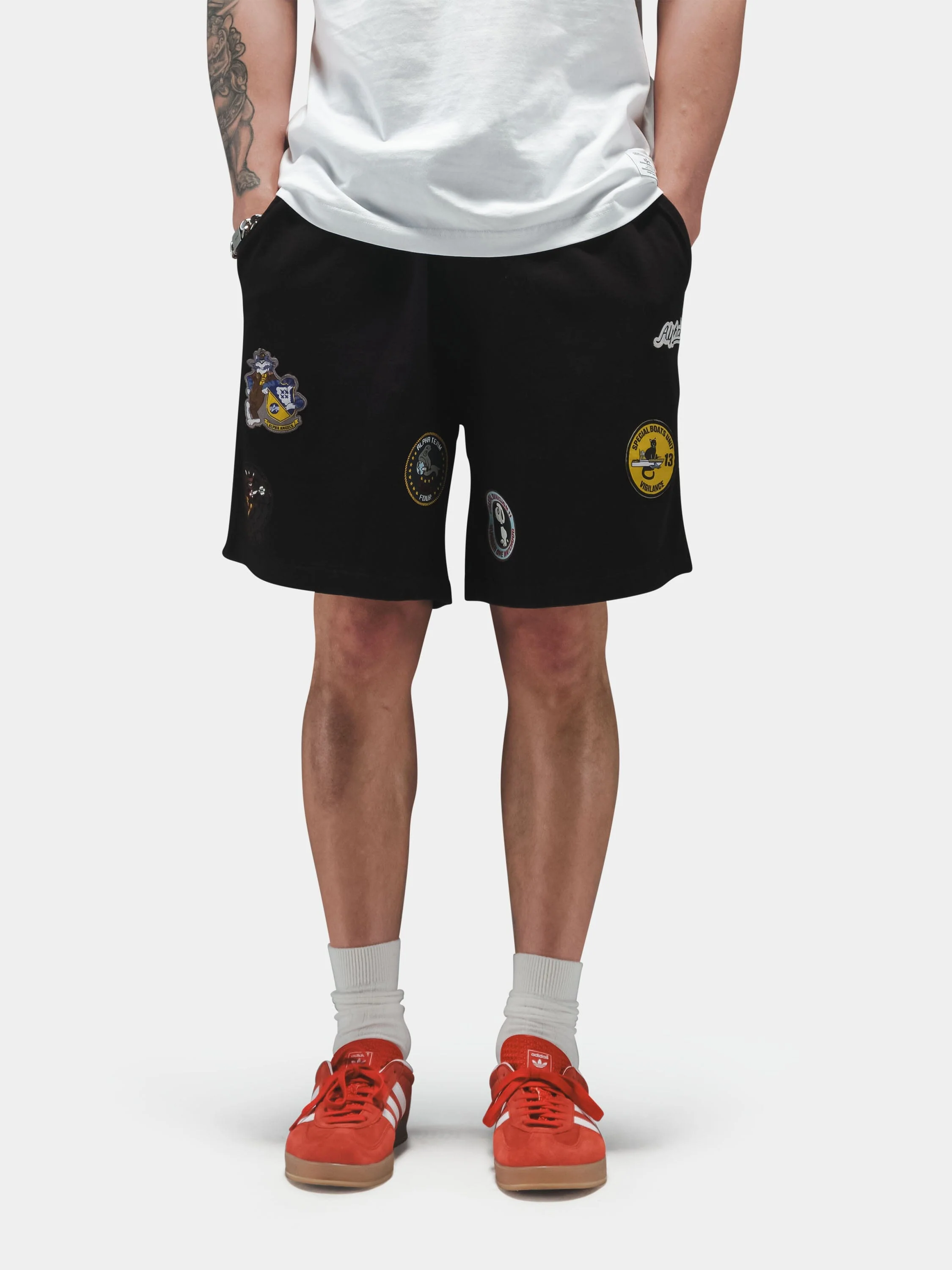 PATCHED JERSEY SHORT - Image 2