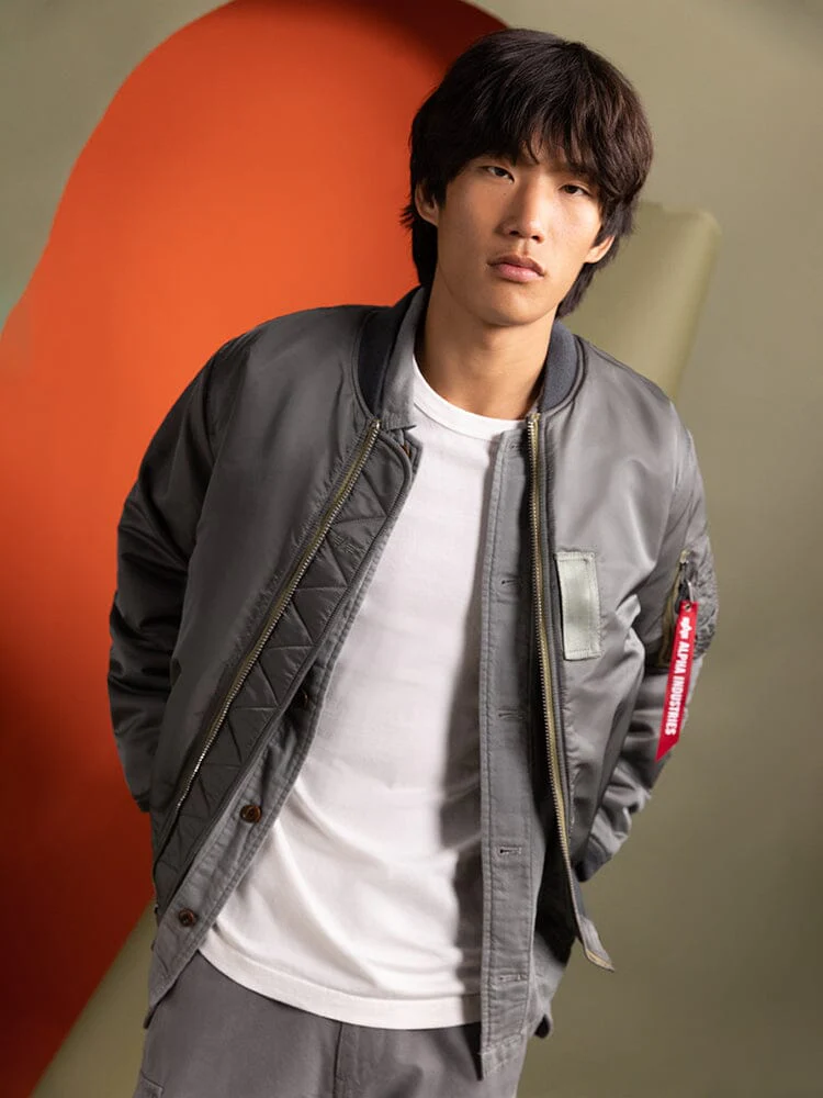 1960S MA-1 BOMBER JACKET - Image 11