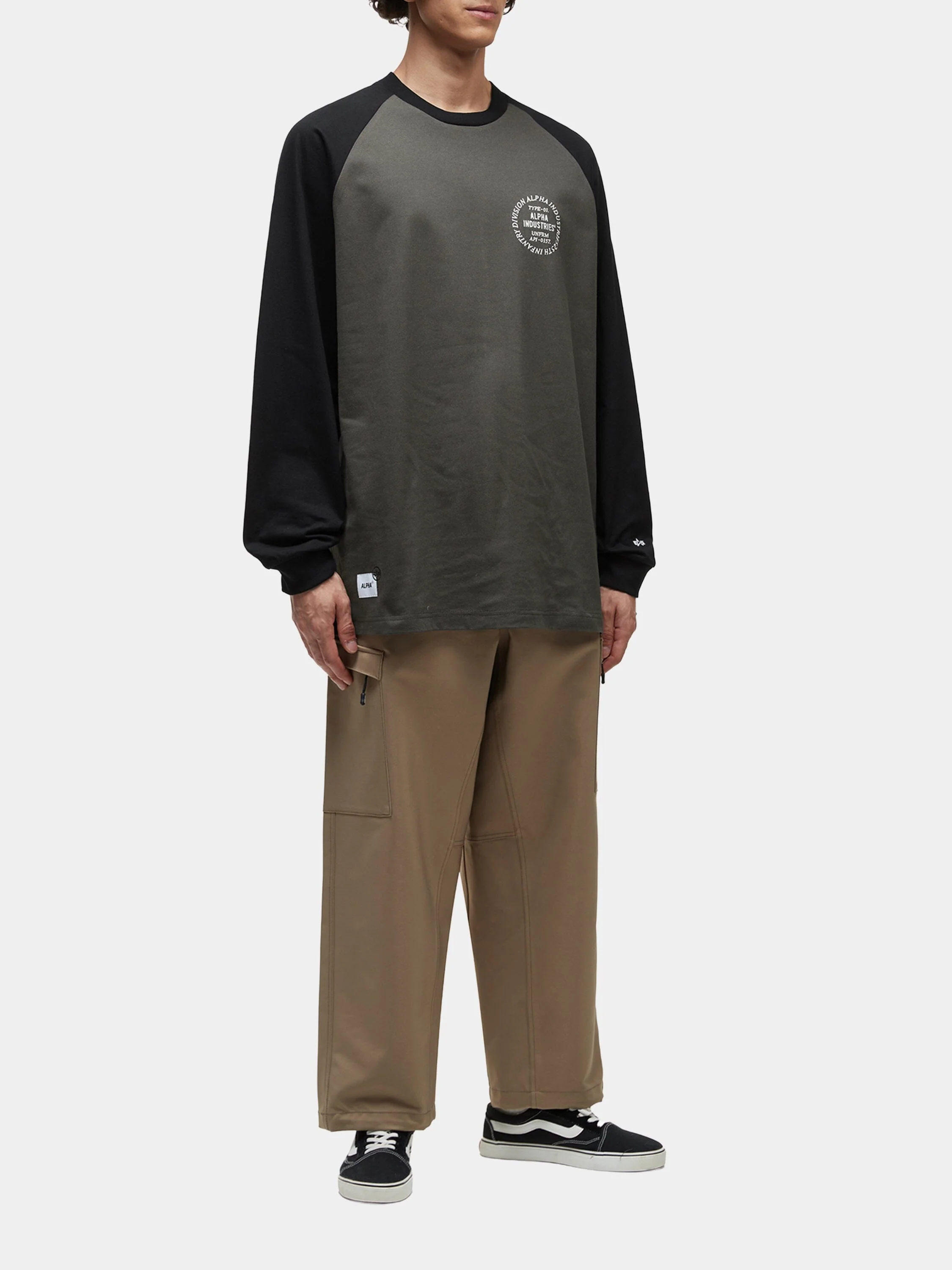 UNFRM LONG-SLEEVED RAGLAN T-SHIRT - Image 14