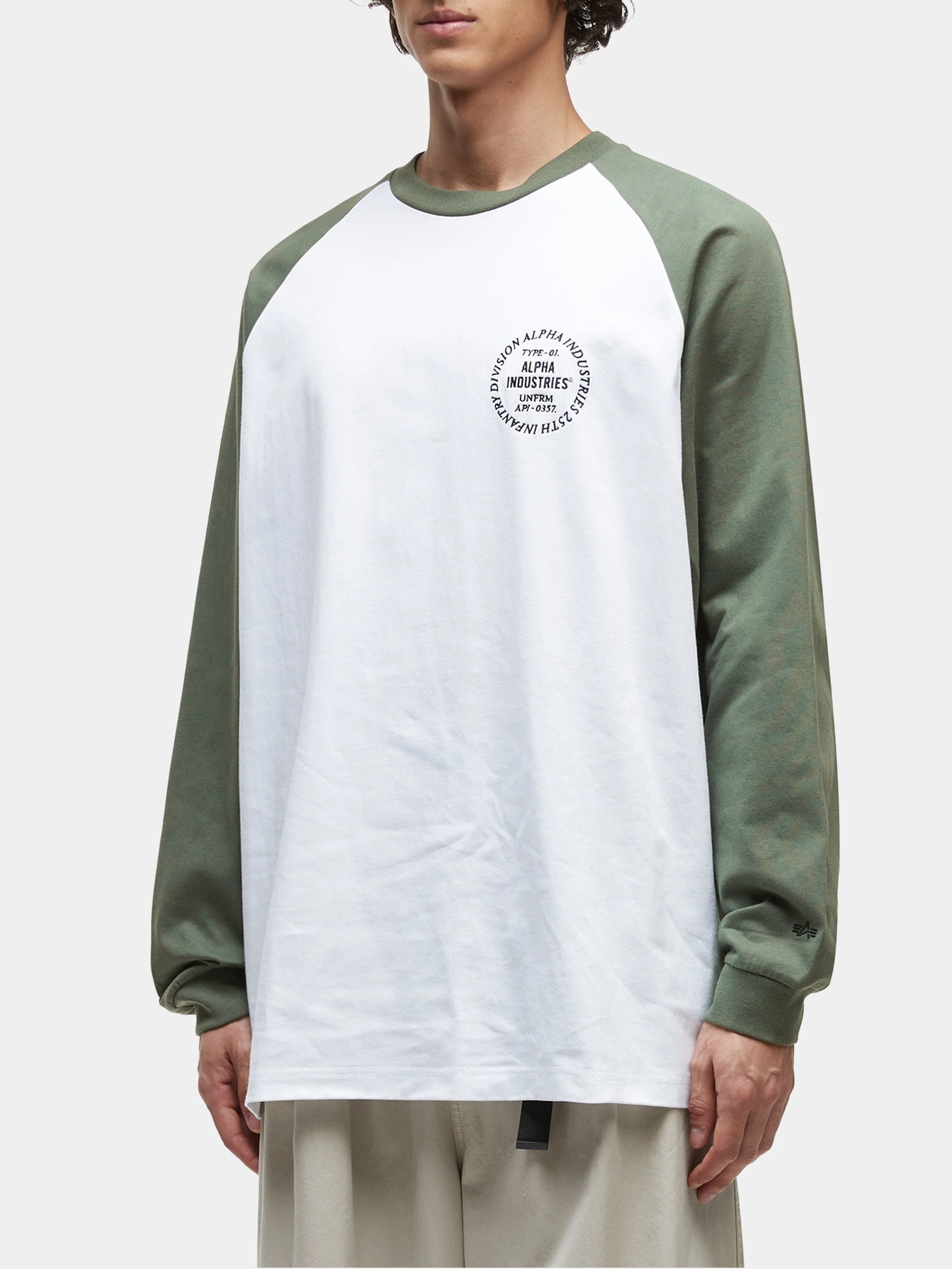 UNFRM LONG-SLEEVED RAGLAN T-SHIRT - Image 5