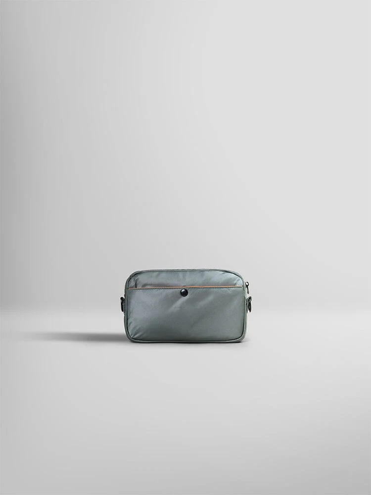 NYLON MESSENGER BAG - Image 4