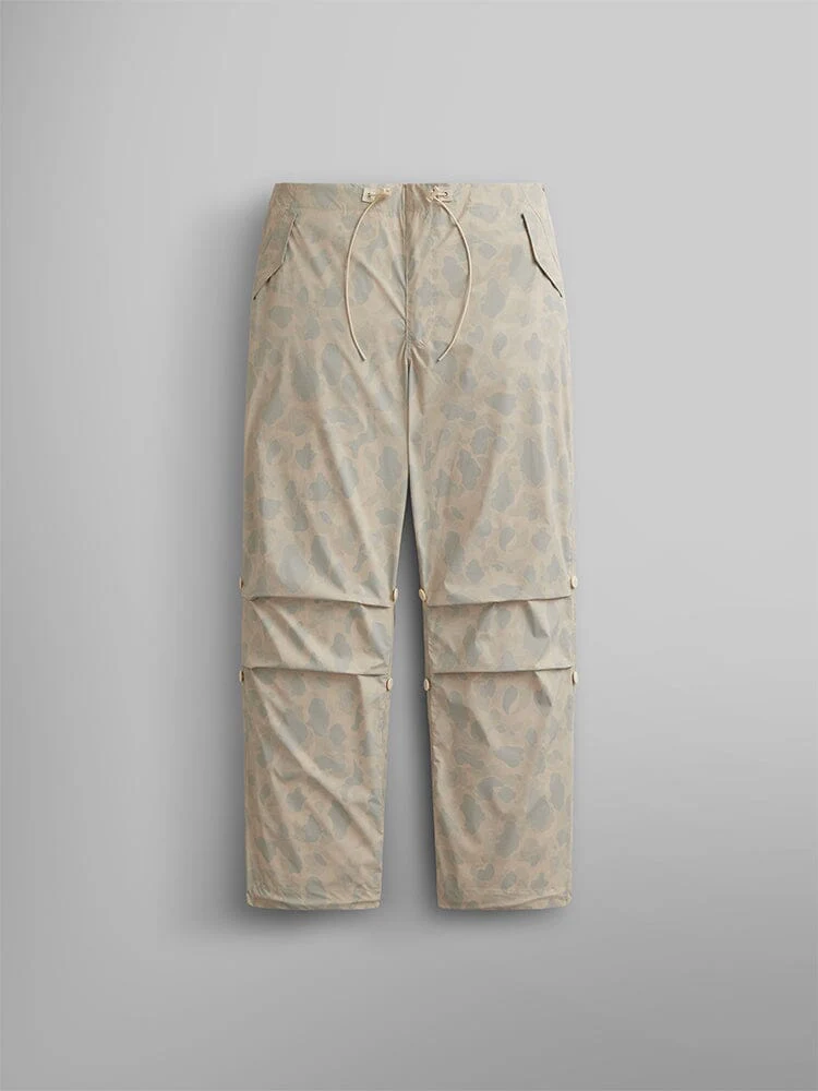 LIGHTWEIGHT PARACHUTE PANT - FROGSKIN (SEASONAL) - Image 2