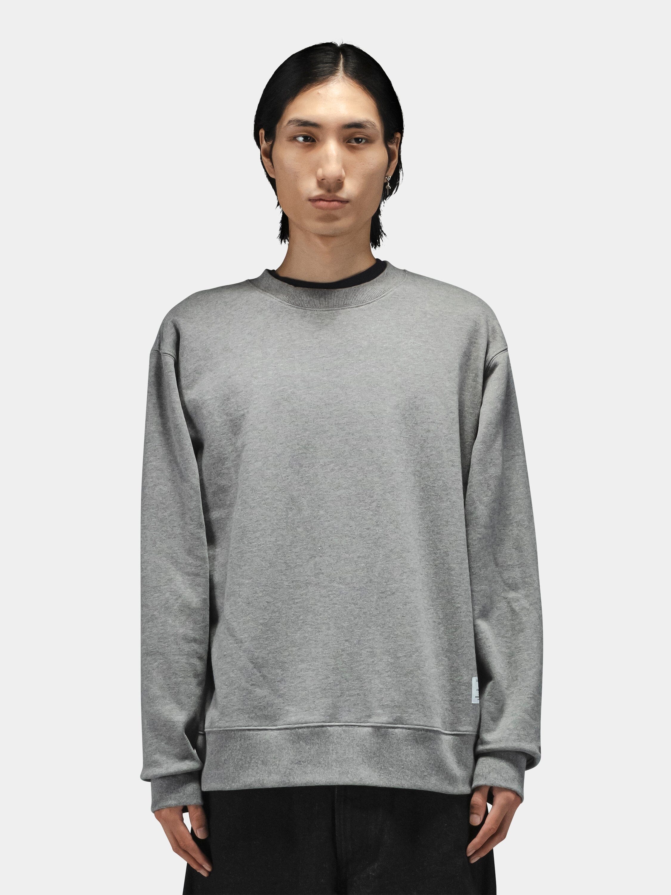 PATCHED CREWNECK - Image 7