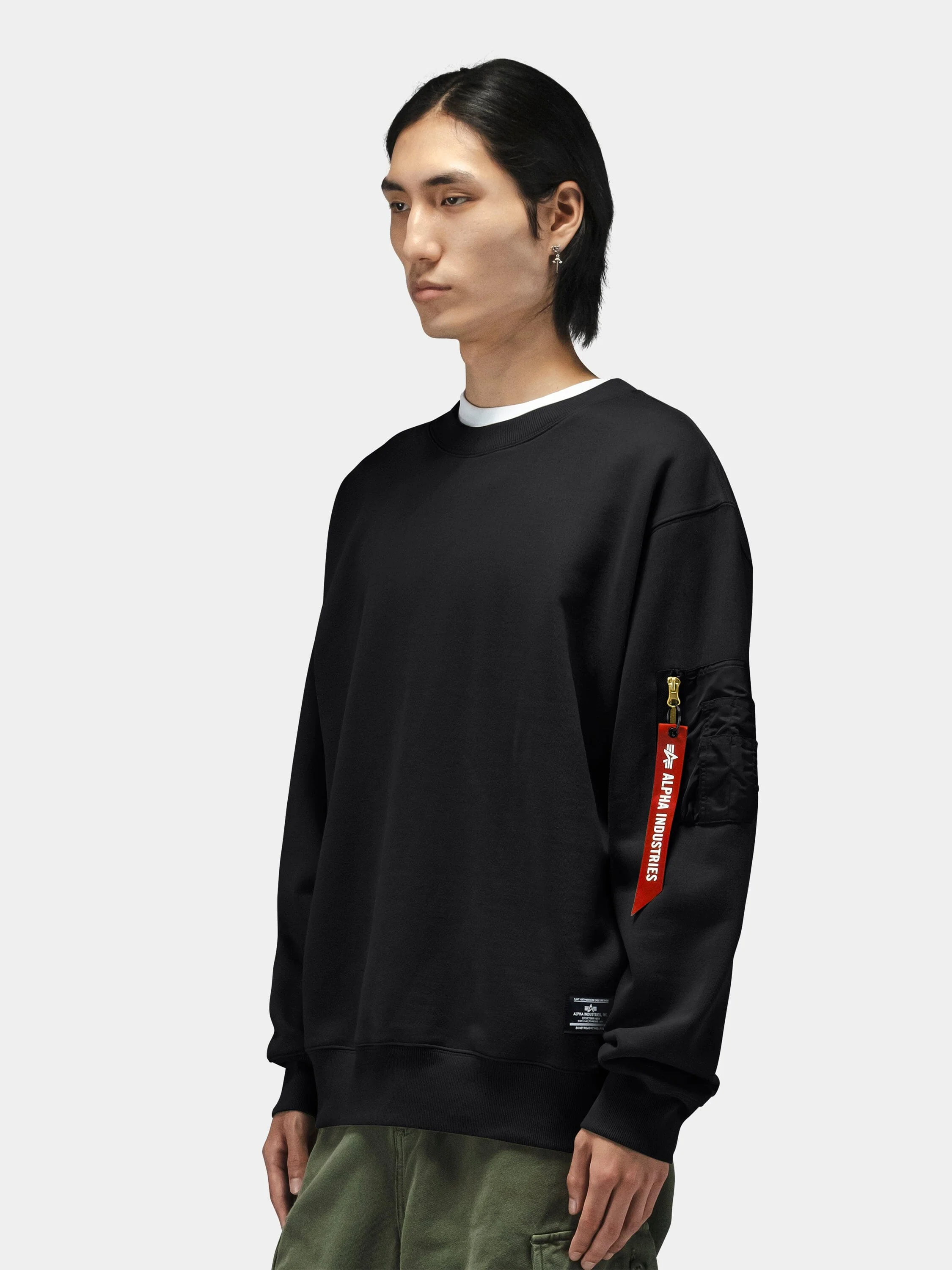 UTILITY POCKET CREWNECK - Image 8