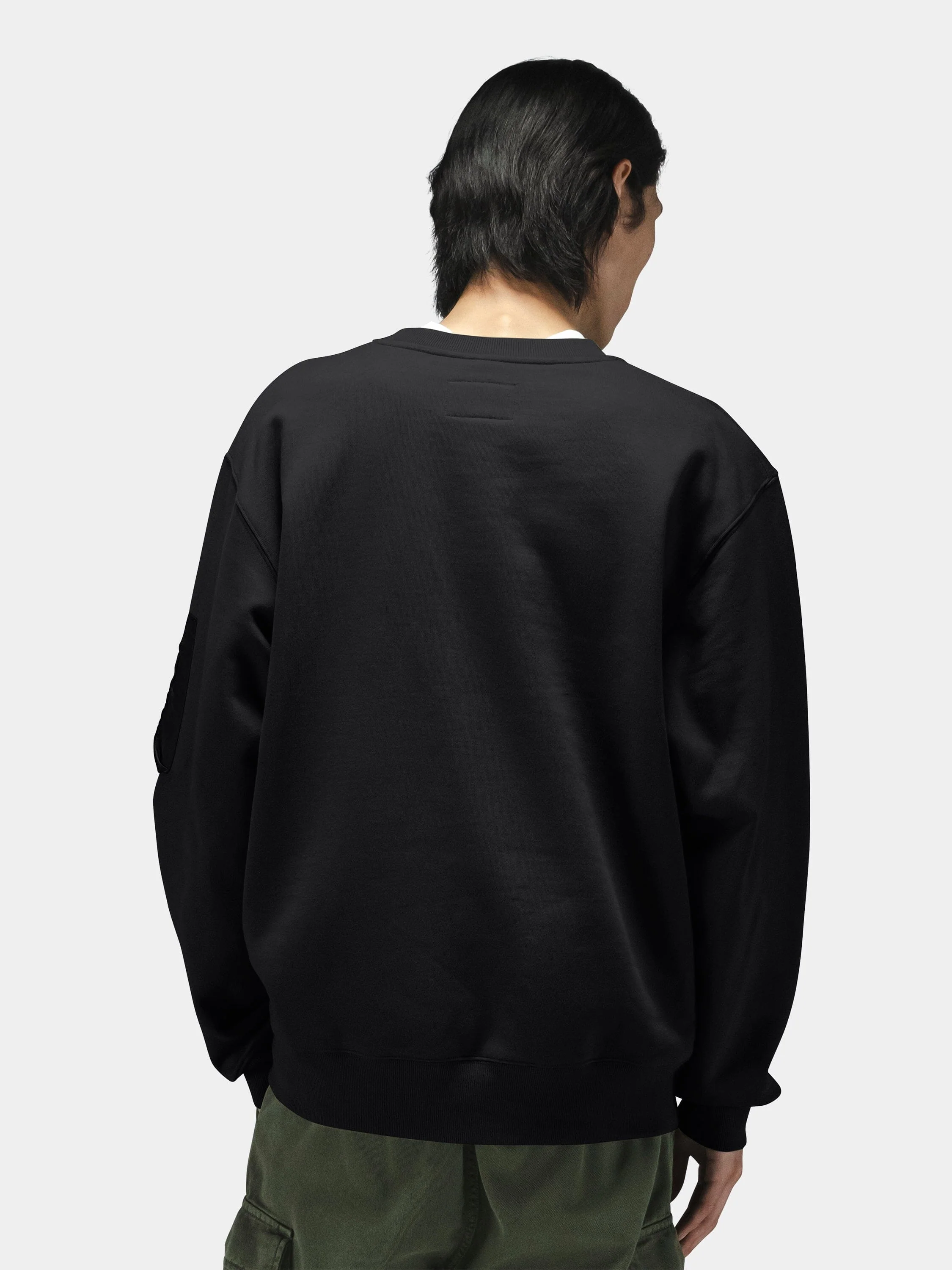 UTILITY POCKET CREWNECK - Image 9
