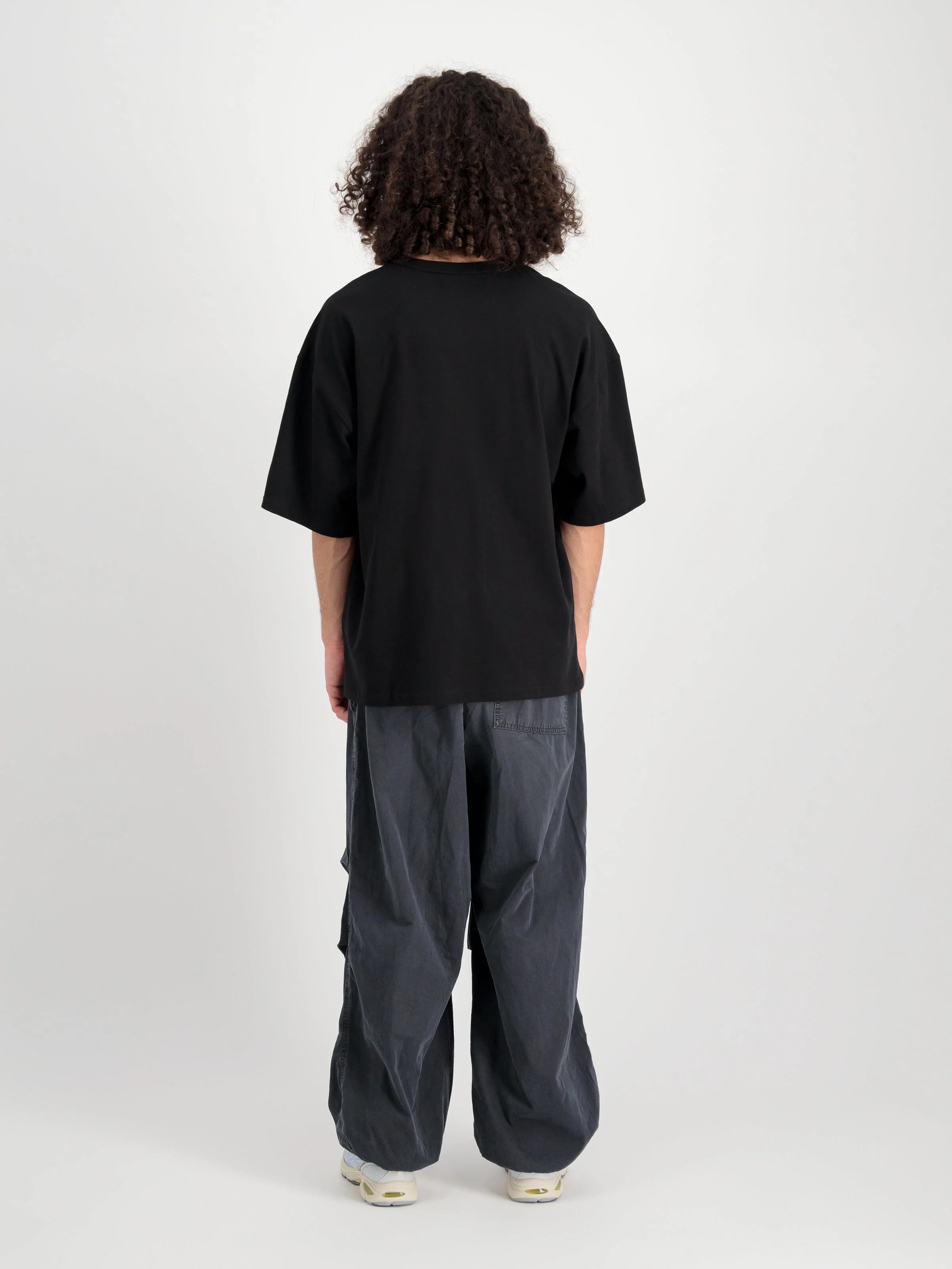 ALPHA ESSENTIAL RELAXED TEE - Image 5