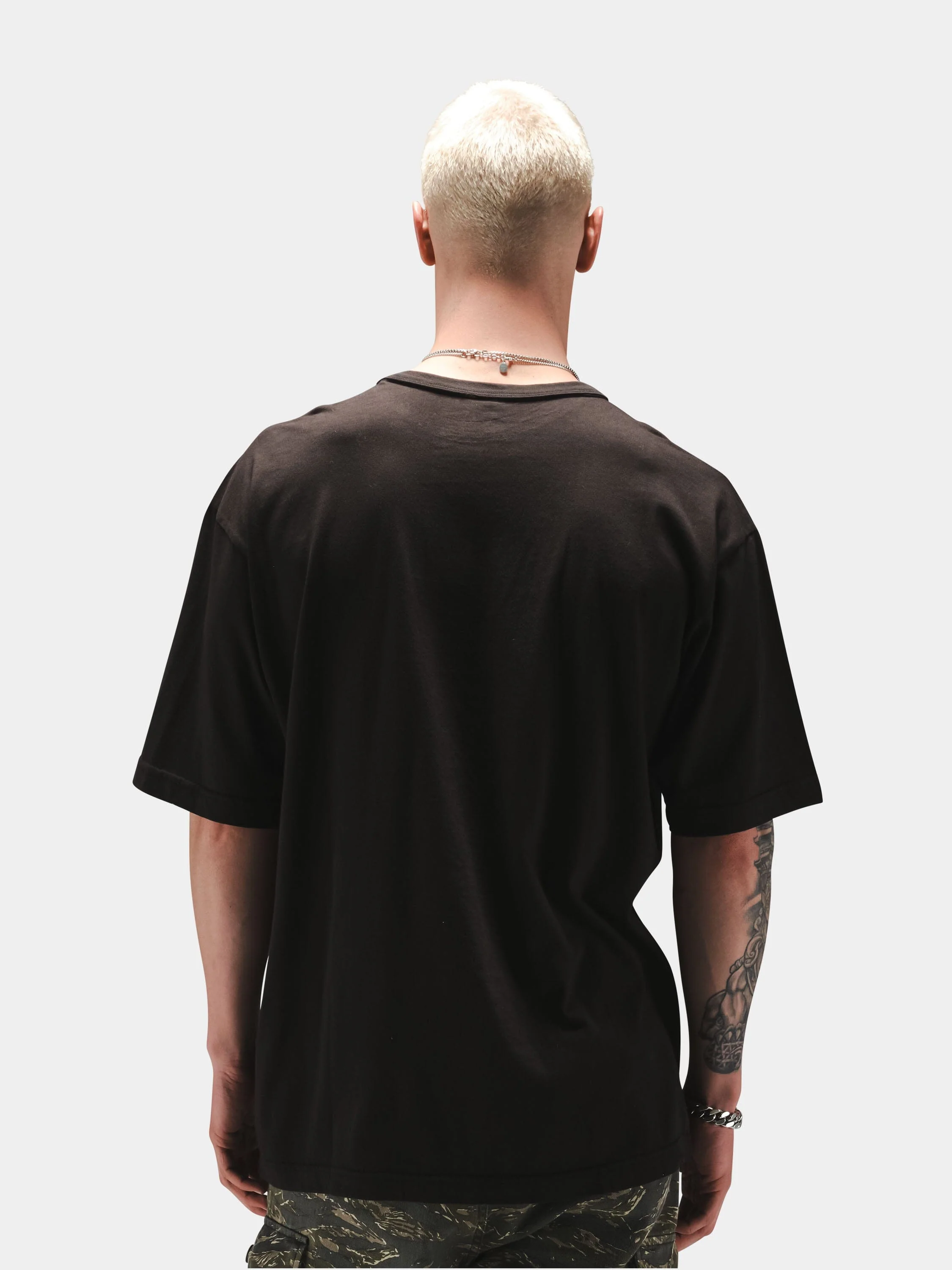 RELAXED BLACK CAT TEE - Image 3