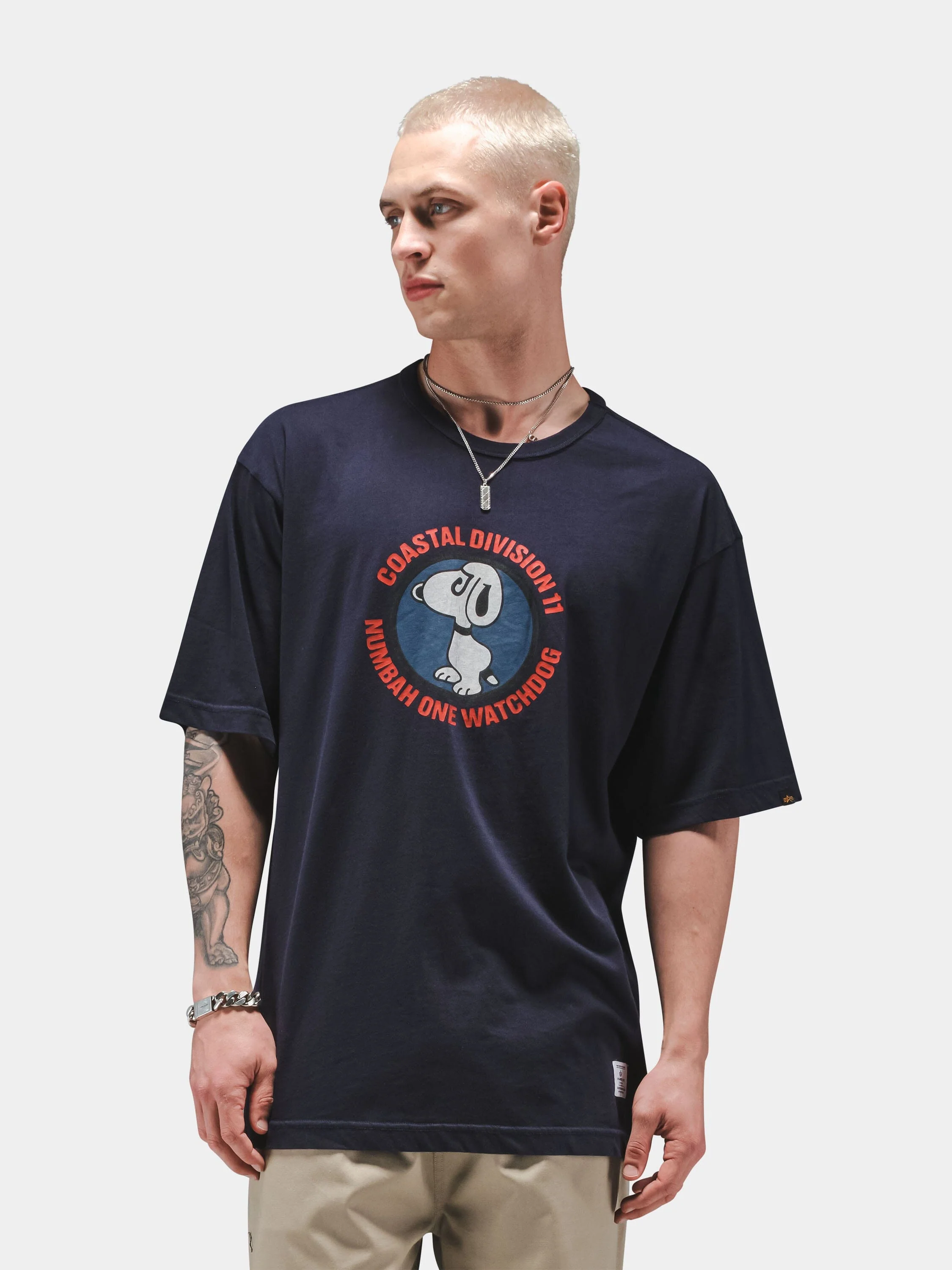 RELAXED WATCH DOG TEE - Image 4