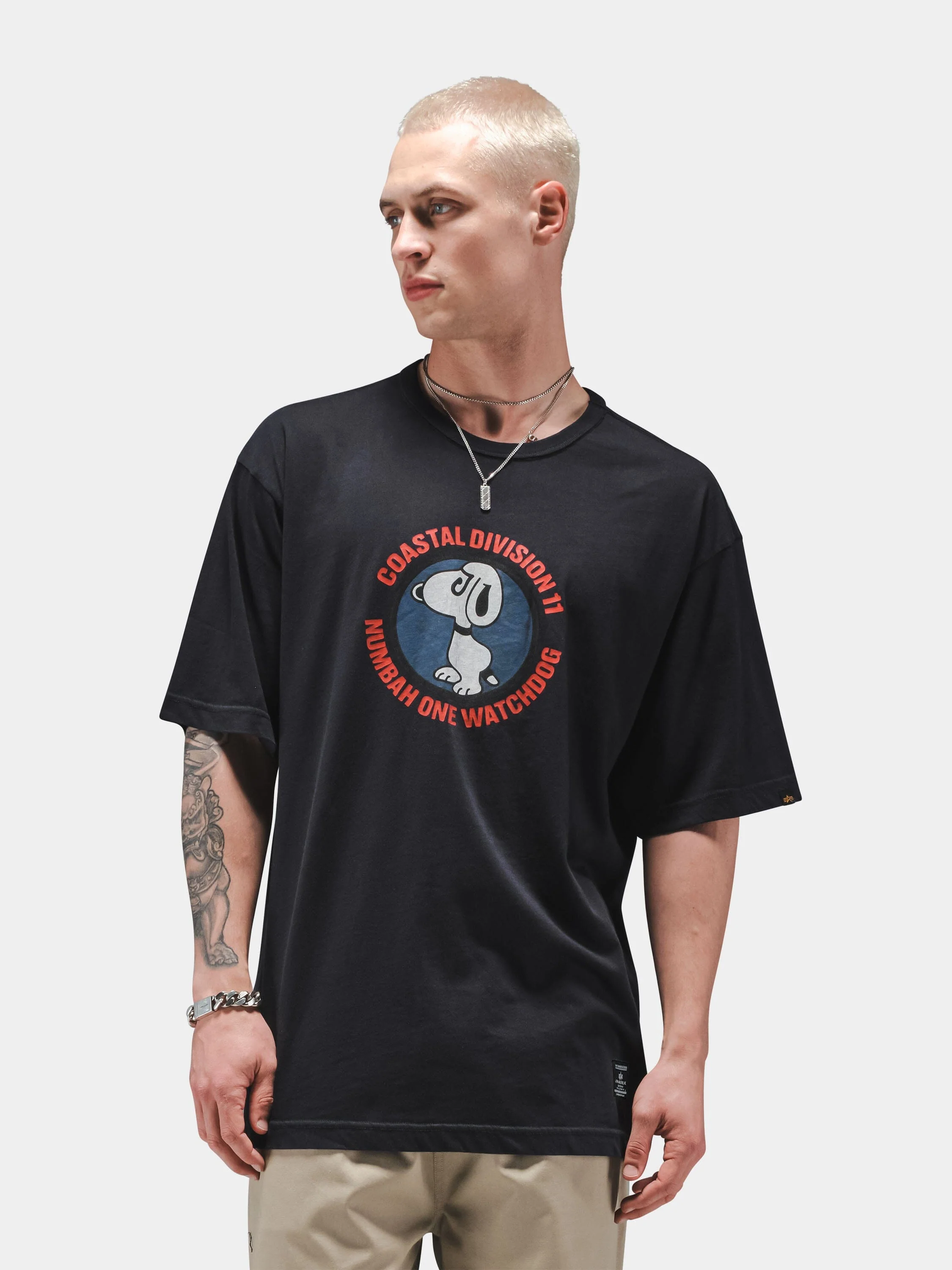 RELAXED WATCH DOG TEE - Image 8