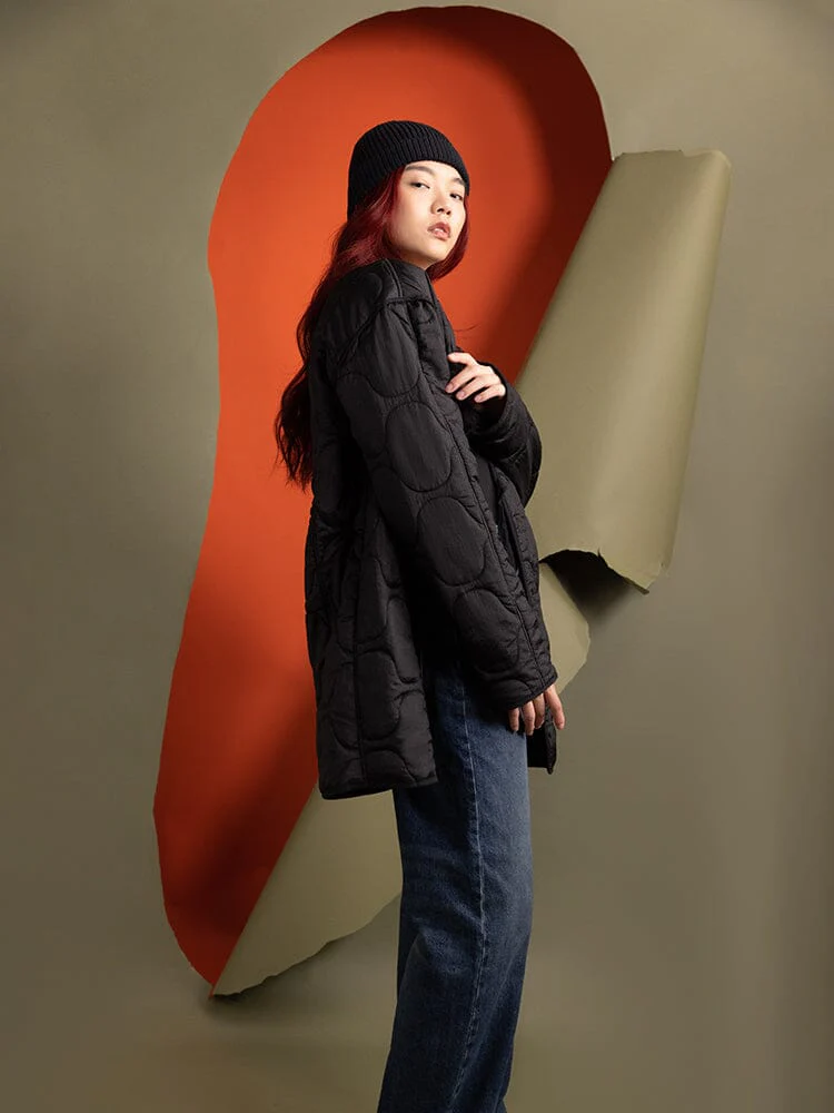 WOMEN'S MIXED MEDIA QUILTED LONG LINER - Image 3